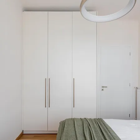 Neoclassical 2br Retreat With Acropolis View By Upstreet Apartment *